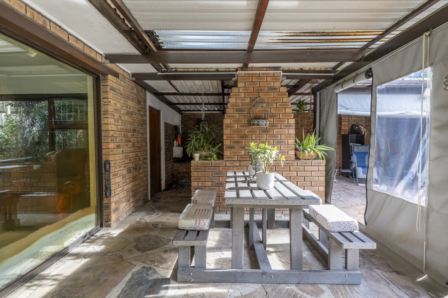 4 Bedroom Property for Sale in Sonstraal Western Cape